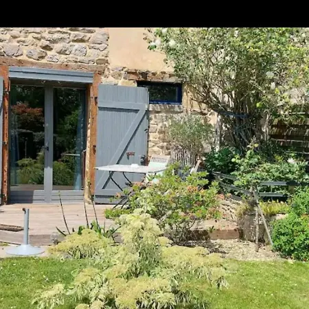 Studio Cosy Proche De Rennes Montreuil-le-Gast Exterior photo
